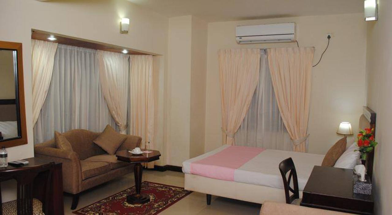 Hotel Tea Tree & Resort Dhaka Eksteriør billede